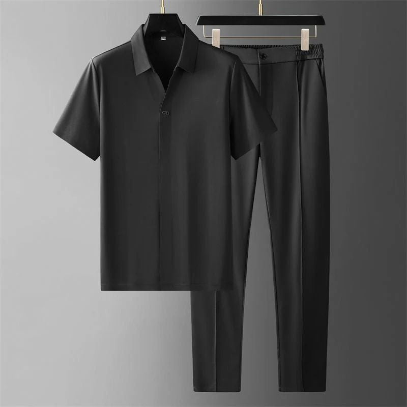 Ensemble élégant pour homme avec pantalon et chemise à manches courtes, parfait pour l'été








